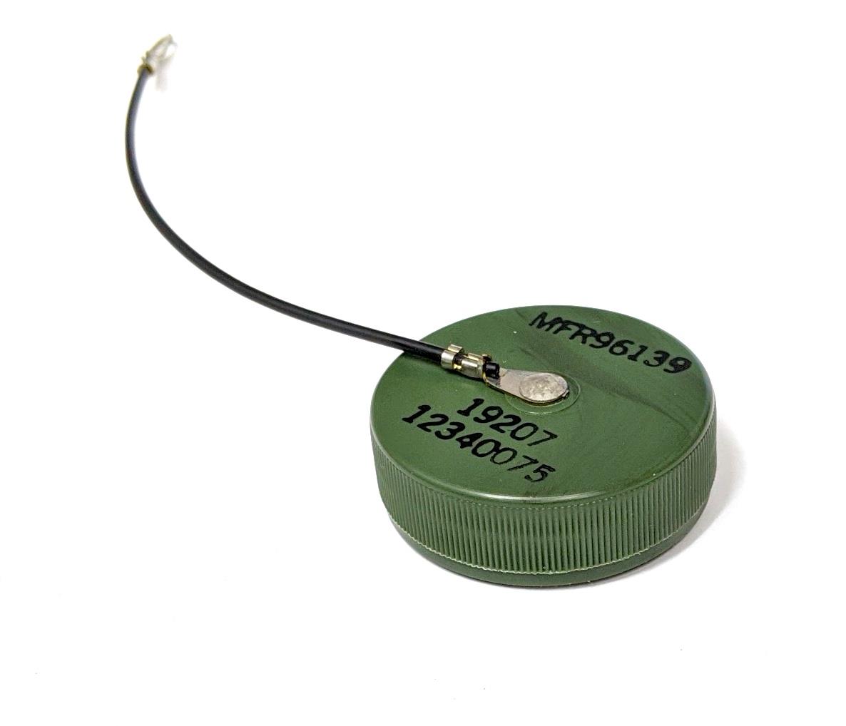 アクセサリー I4 STE ICE-R Dust Cap Connector With Retaining Cord HMMWV